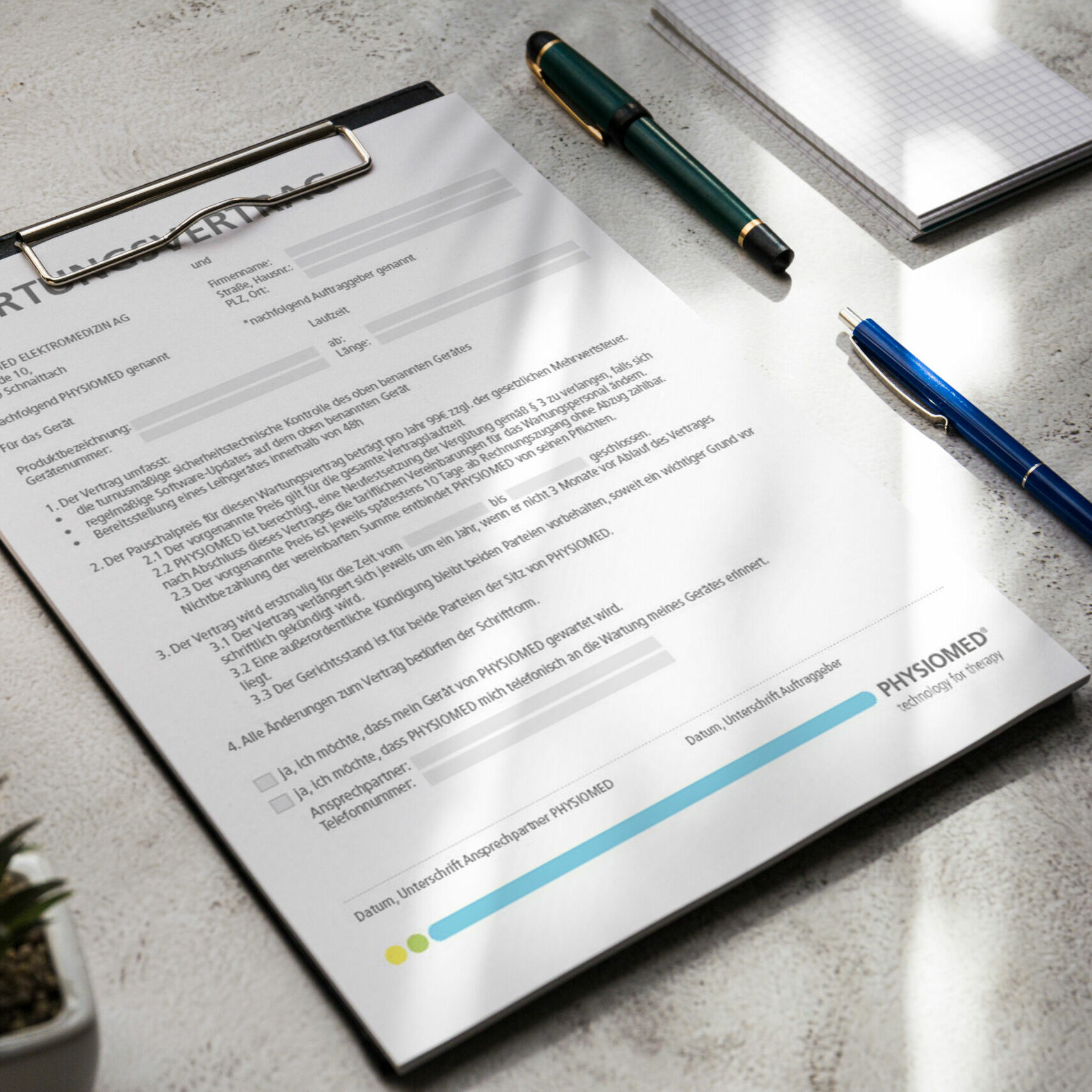 mockup_Klemmbrett_Wartungsvertrag mockup_Klemmbrett_Wartungsvertrag